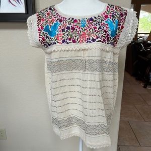 Mexican Embroidered Blouse. NWOT